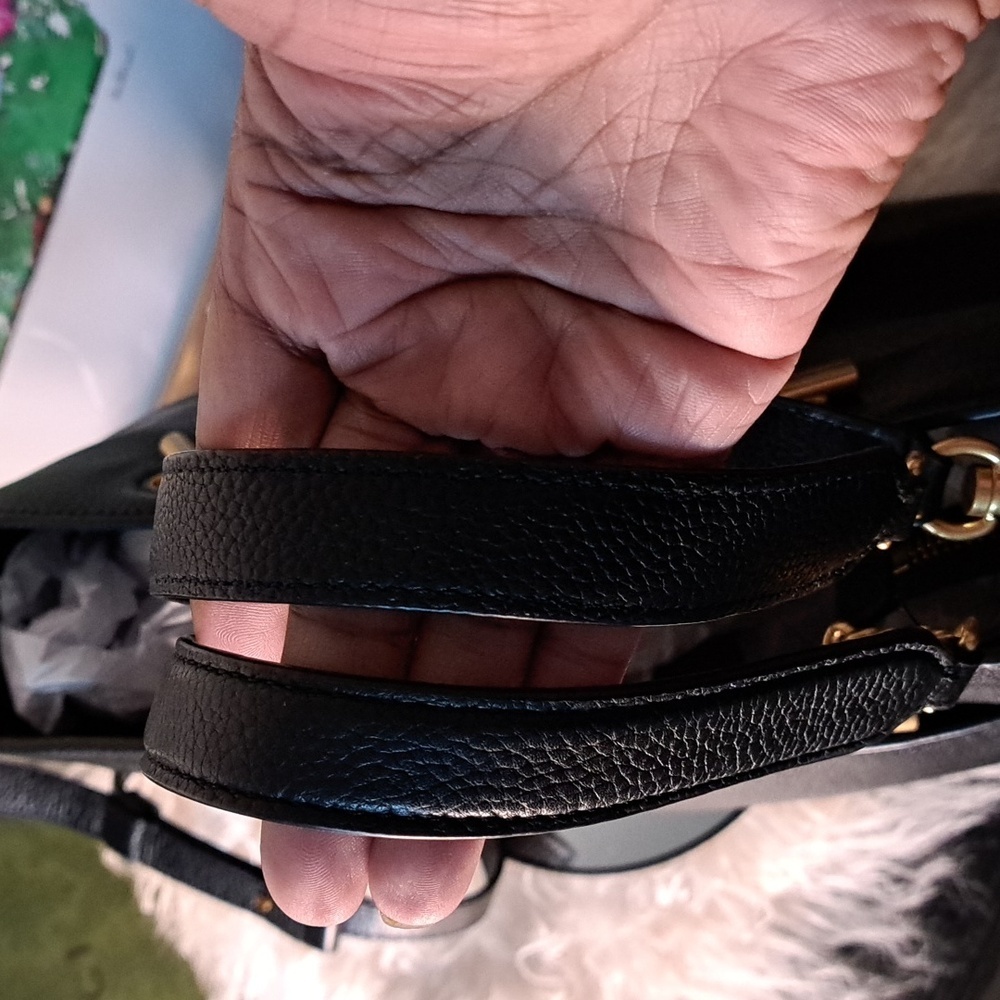 Tory Burch Britten Satchel EUC - Picture 10 of 13